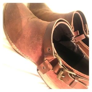 ✨Adorable✨ Booties!